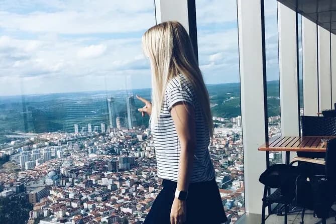 Plateforme d’Observation d’Istanbul Sapphire en 1 Heure - Image 2
